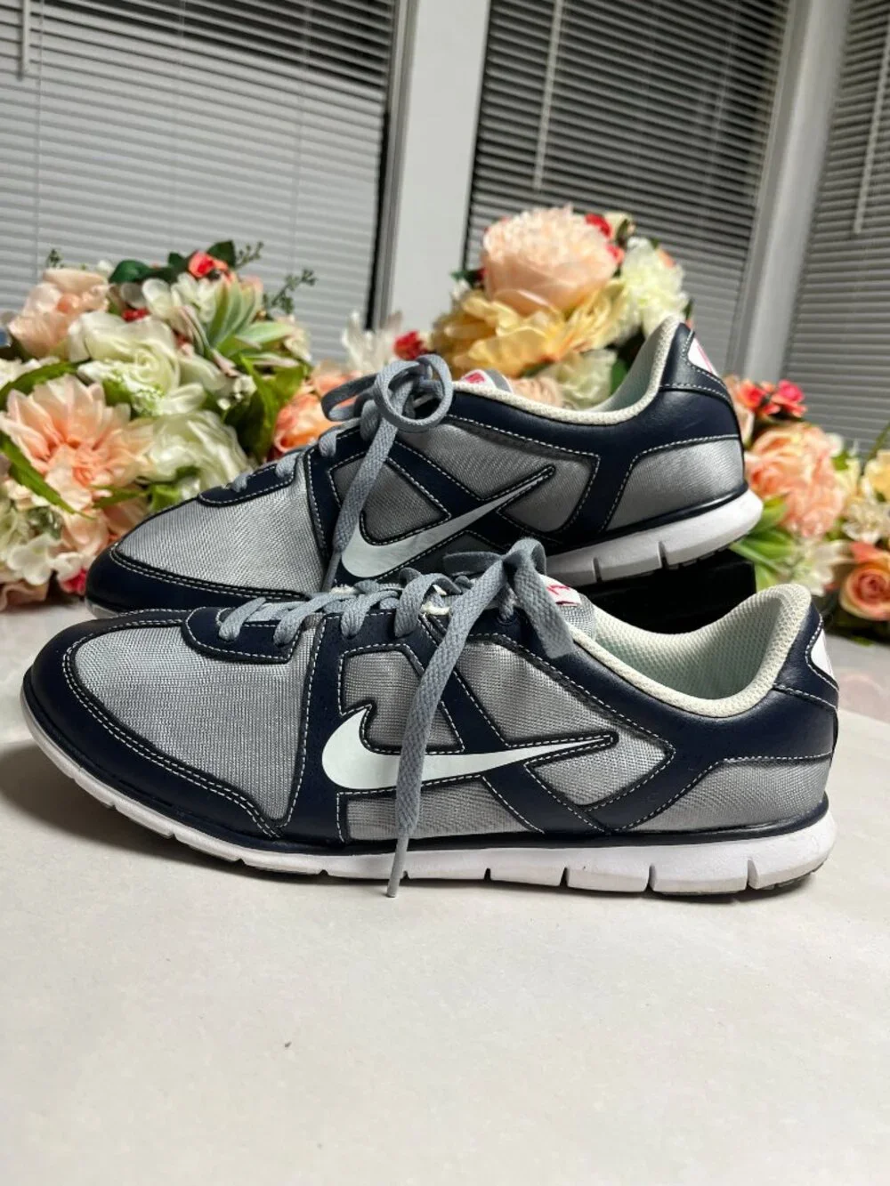 Nike Oceania NM Sneakers Blue Gray White Size 9